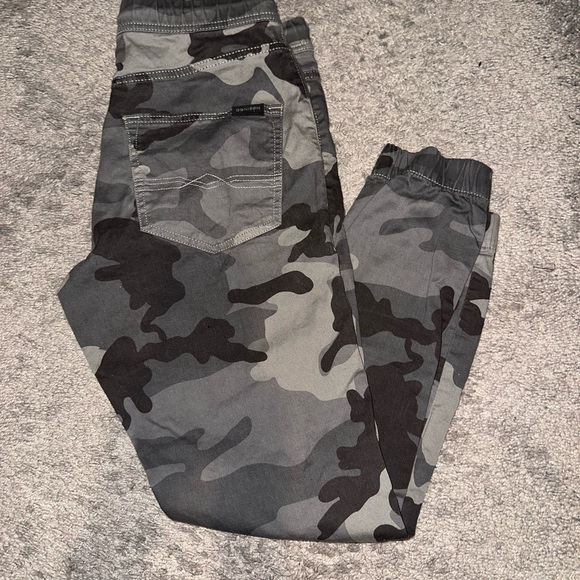 Men's Camouflage Jogger Pants - Picture 1 of 7